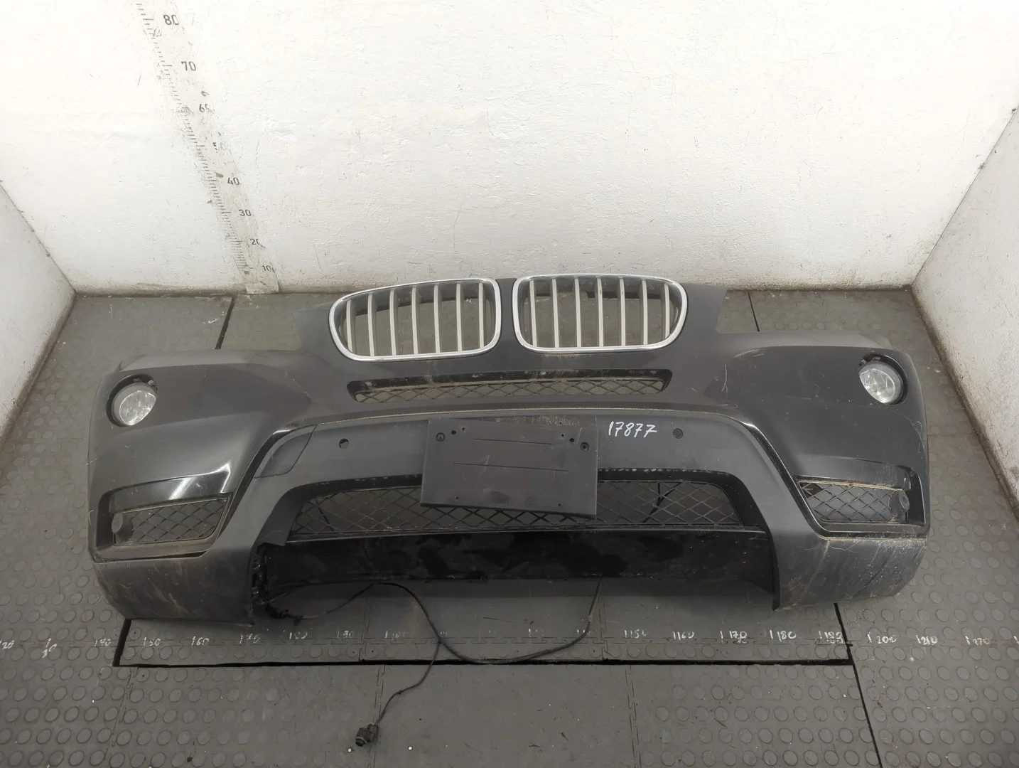 Бампер BMW X3 F25 2010-2017 КПП автомат 4х4 (АКПП) N52B30A, N52B30B Бензин 3 л Инжектор