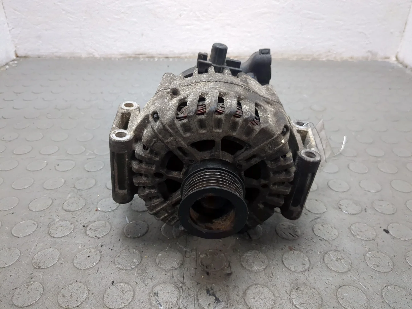 Генератор Mercedes-Benz CLS C218 2010-2018 КПП автомат (АКПП) OM 651.924 Дизель 2.1 л CDI