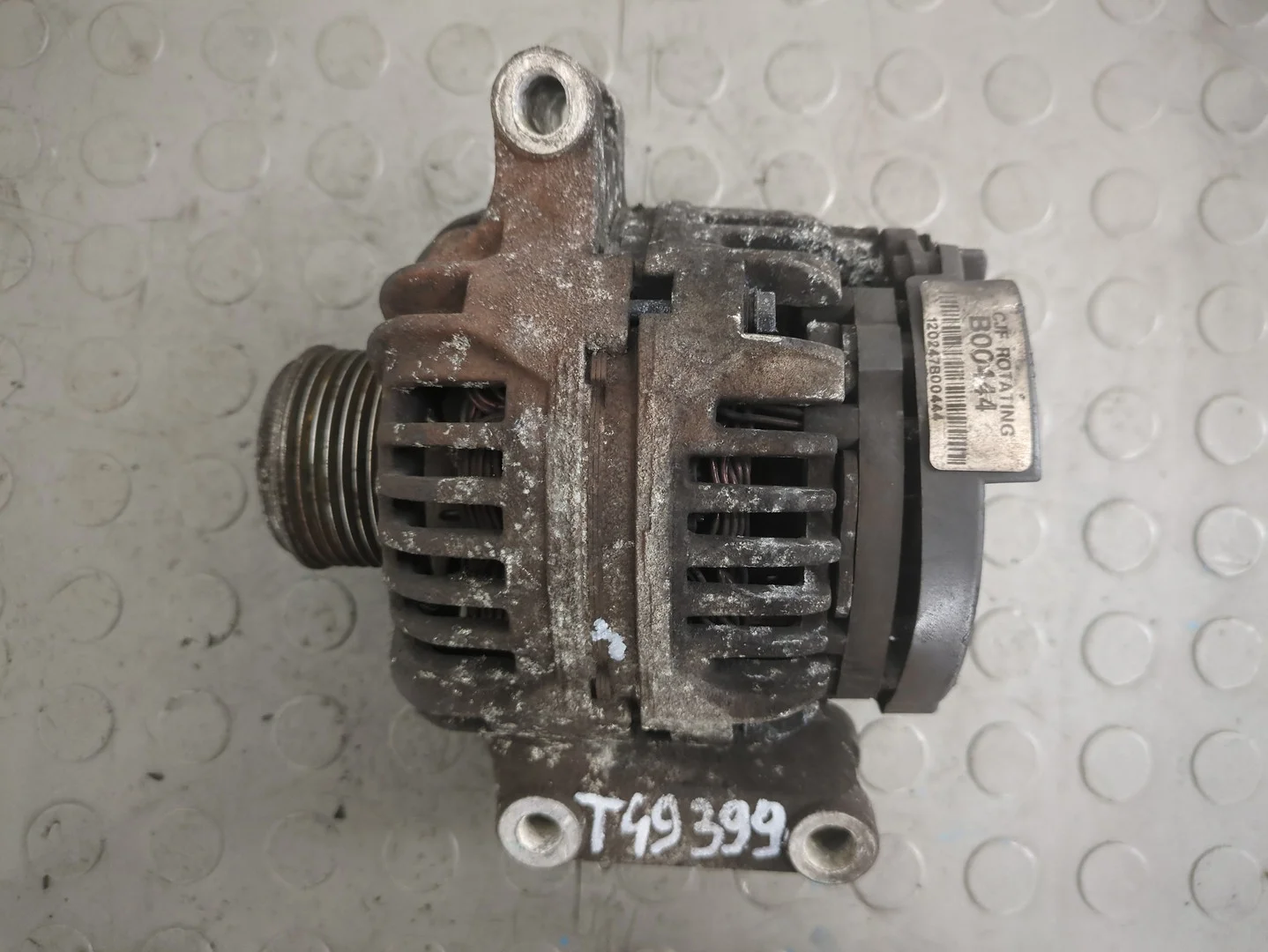 Генератор Ford Transit 2000-2006 КПП 6-ст.мех.(МКПП) H9FA Дизель 2.4 л TDCI