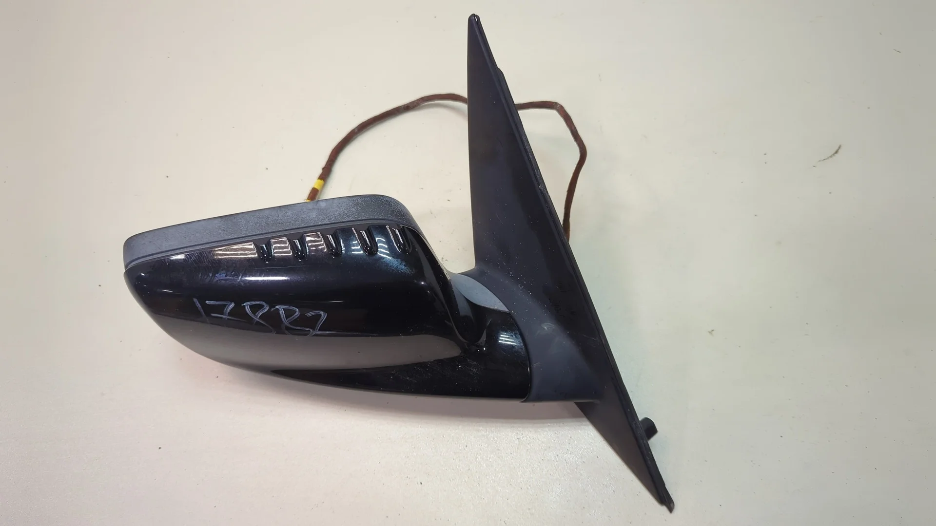 Зеркало боковое BMW 7 E65 2001-2008 КПП автомат (АКПП) N62B44A Бензин 4.4 л Инжектор