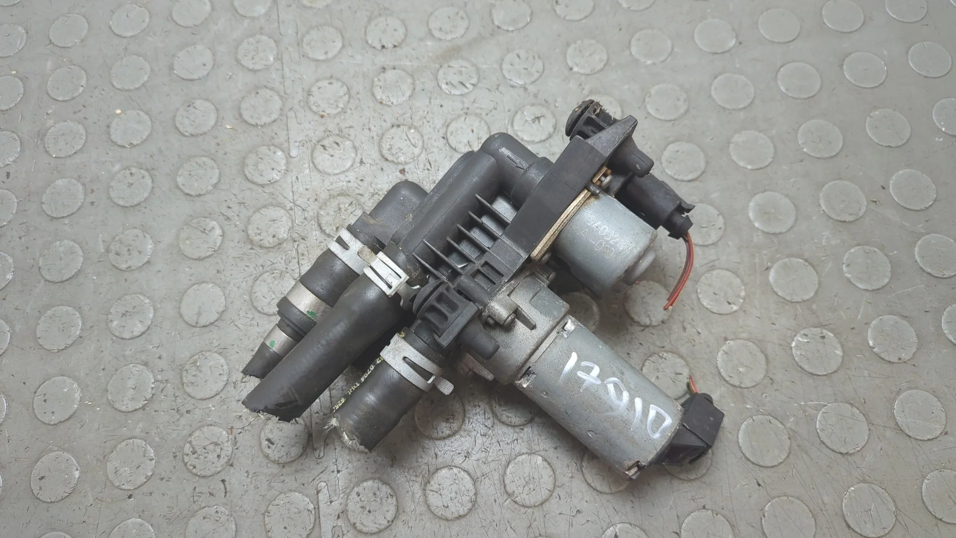 Кран отопителя (печки) Mercedes-Benz S W220 1998-2006 КПП автомат (АКПП) M113.960 Бензин 5 л Инжектор