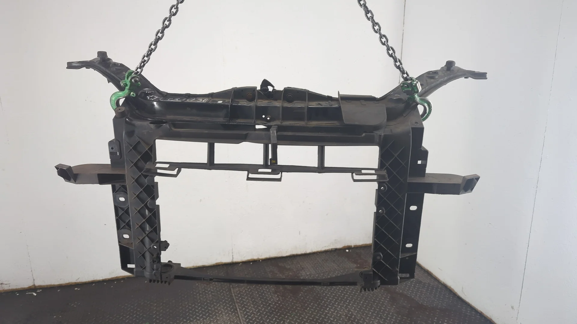 Рамка передняя (телевизор) Ford Fusion 2002-2012 КПП 5-ст.мех.(МКПП) FXJA, FXJB, FXJC Бензин 1.4 л