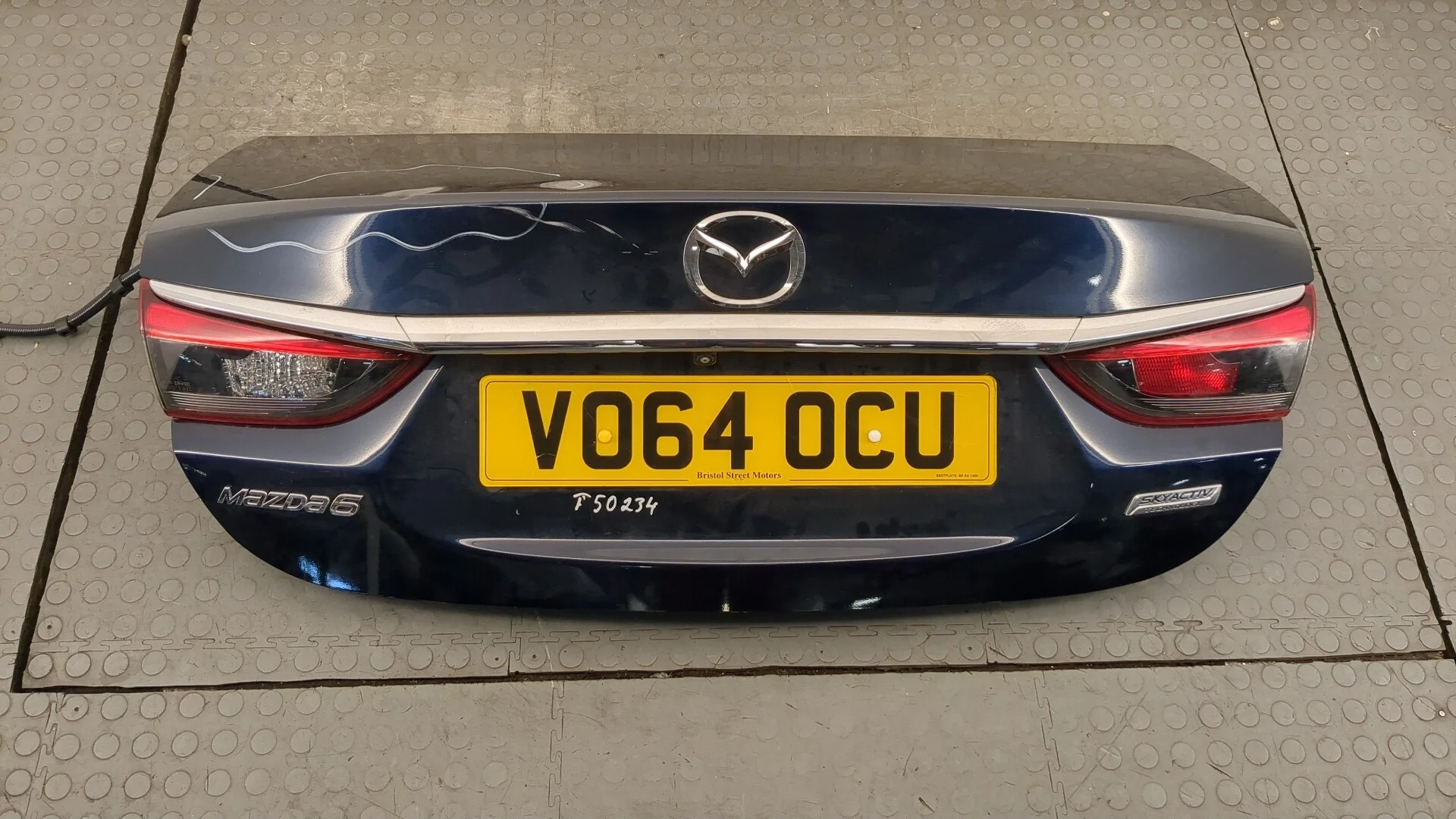 Крышка (дверь) багажника Mazda Mazda6 GJ 2012-2018 КПП 6-ст.мех.(МКПП) SH Дизель 2.2 л