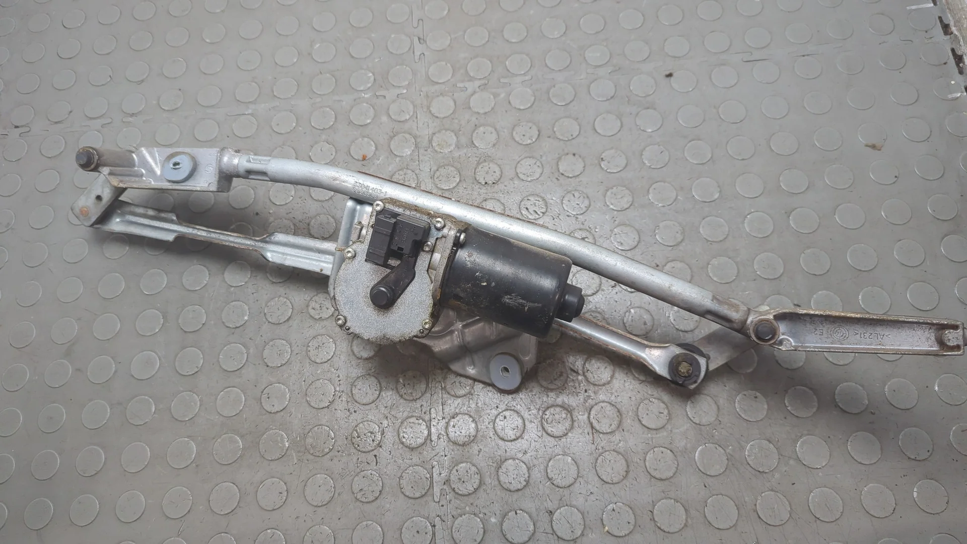 Механизм стеклоочистителя (трапеция дворников) Volvo XC90 2002-2014 КПП автомат (АКПП) B5254T2 Бензин 2.5 л Турбо-инжектор