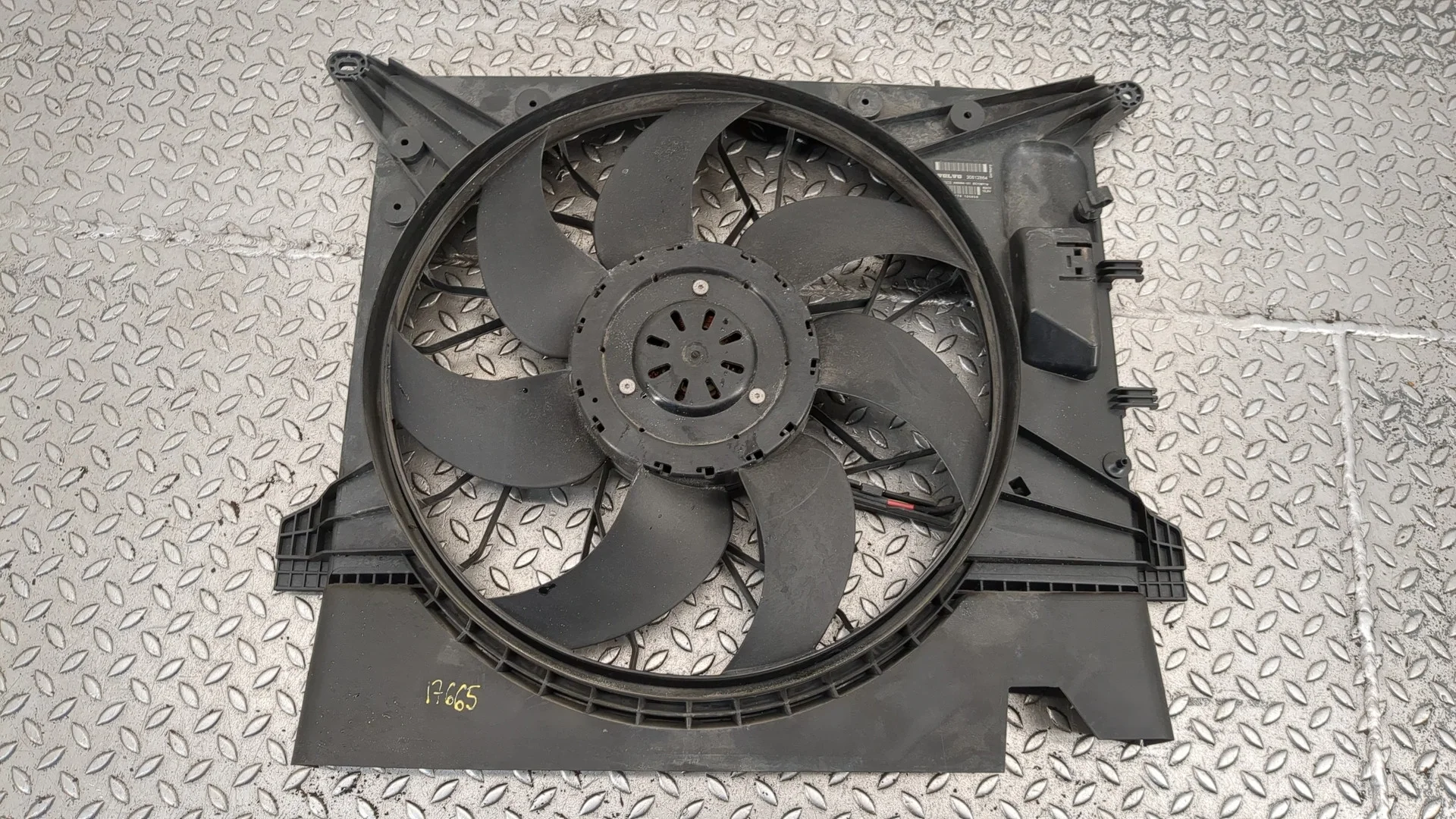 Вентилятор радиатора Volvo XC90 2002-2014 КПП автомат 4х4 (АКПП) B8444S Бензин 4.4 л Инжектор