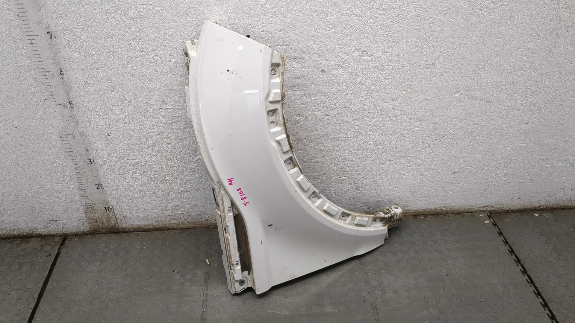 Крыло Land Rover Range Rover Evoque 2011-2018 КПП автомат 4х4 (АКПП) 204DTD Дизель 2 л Турбо