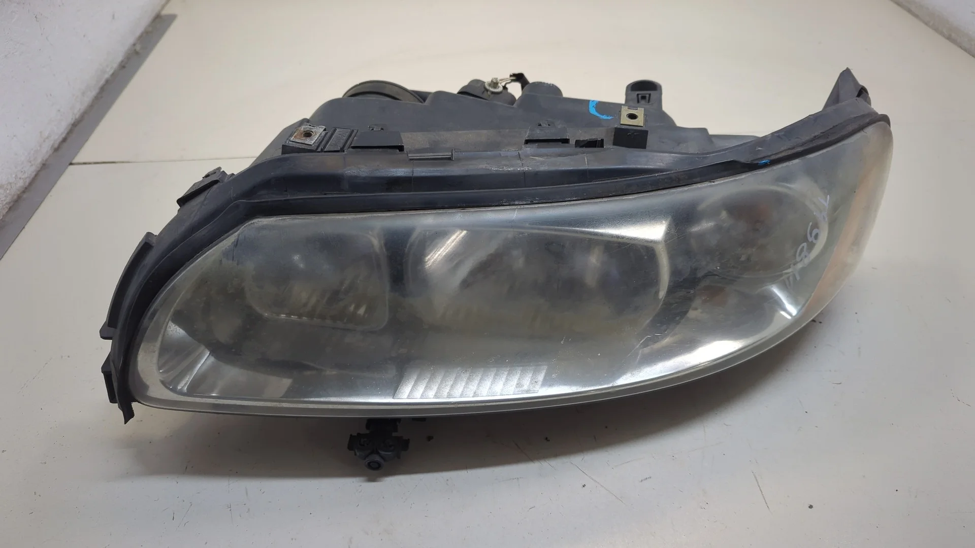 Фара (передняя) Volvo S60 2000-2009 КПП 6-ст.мех.(МКПП) D5244T4 Дизель 2.4 л Турбо