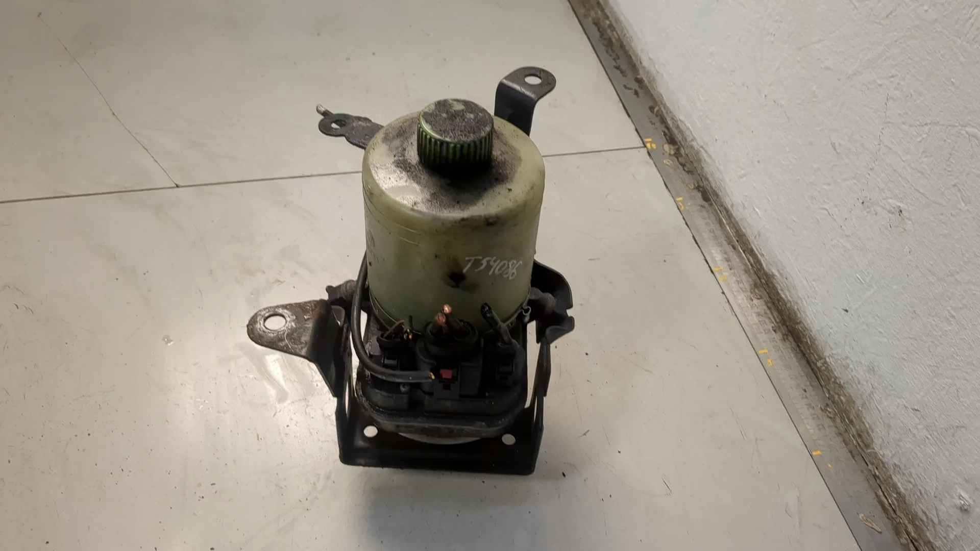 Насос электрический усилителя руля Skoda Fabia 1999-2007 КПП 6-ст.мех.(МКПП) BLT Дизель 1.9 л TDI