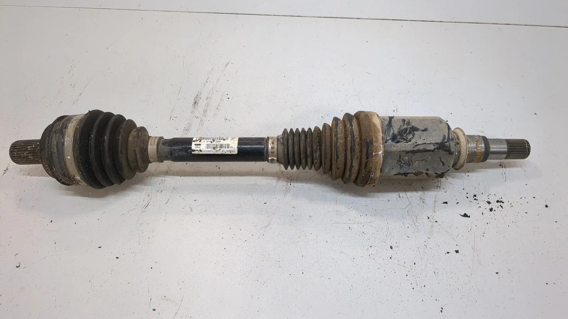 Полуось (приводной вал, шрус) Mercedes-Benz GLC X253 2015-2022 КПП автомат 4х4 (АКПП) OM 651.921 Дизель 2.1 л CDI