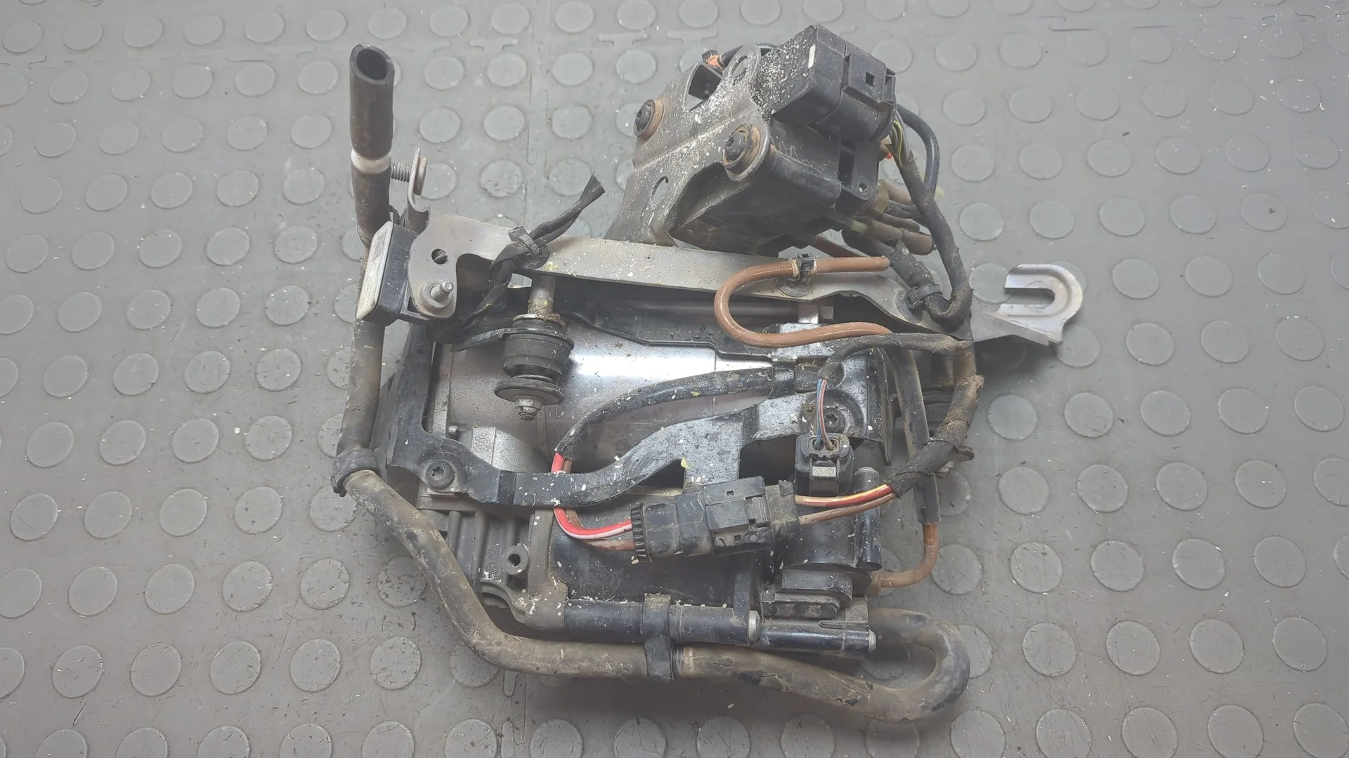 Компрессор воздушный (пневмоподвески) Mercedes-Benz GLC X253 2015-2022 КПП автомат 4х4 (АКПП) OM 651.921 Дизель 2.1 л CDI