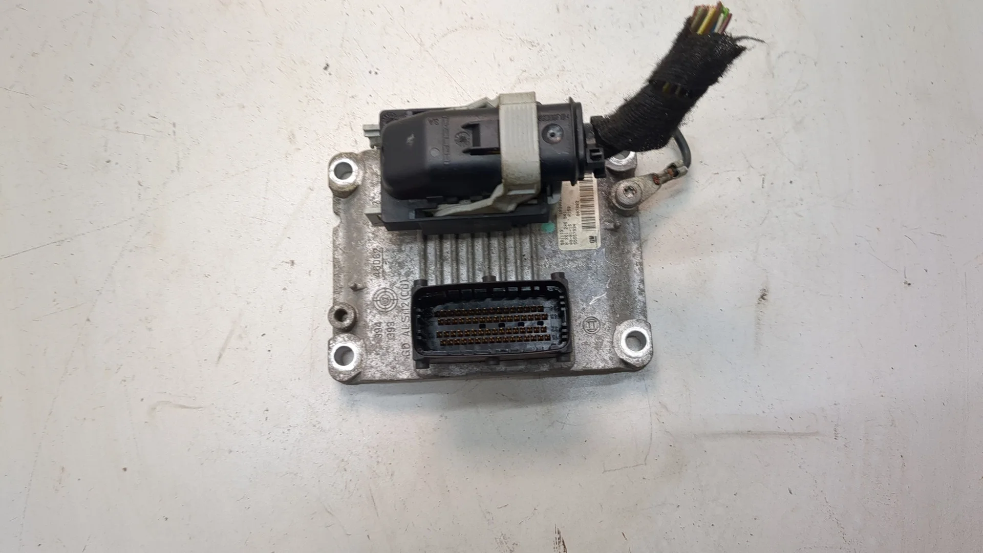 Блок управления двигателем Opel Corsa D 2006-2014 КПП 5-ст.мех.(МКПП) Z14XEP Бензин 1.4 л Инжектор