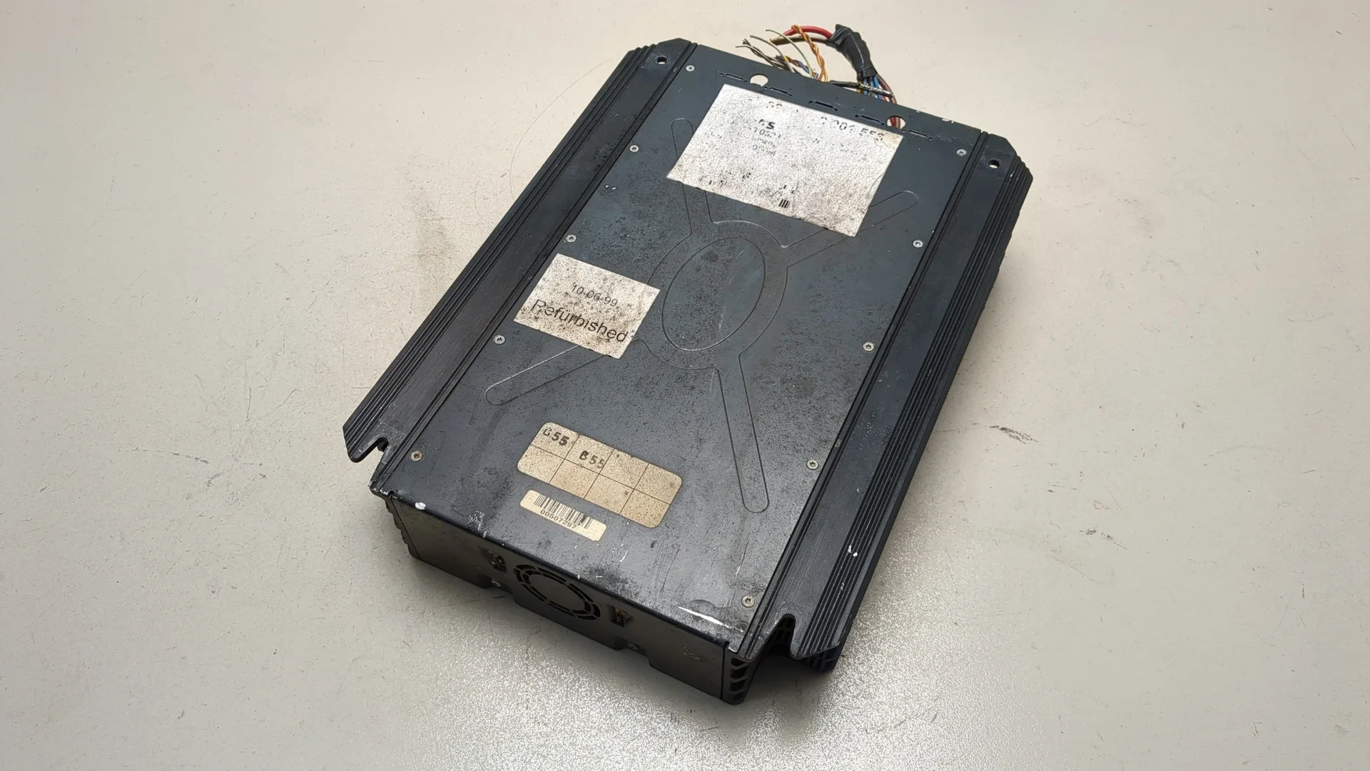 Усилитель магнитолы BMW 7 E38 1994-2001 КПП автомат (АКПП) 448S1/2 Бензин 4.4 л Инжектор