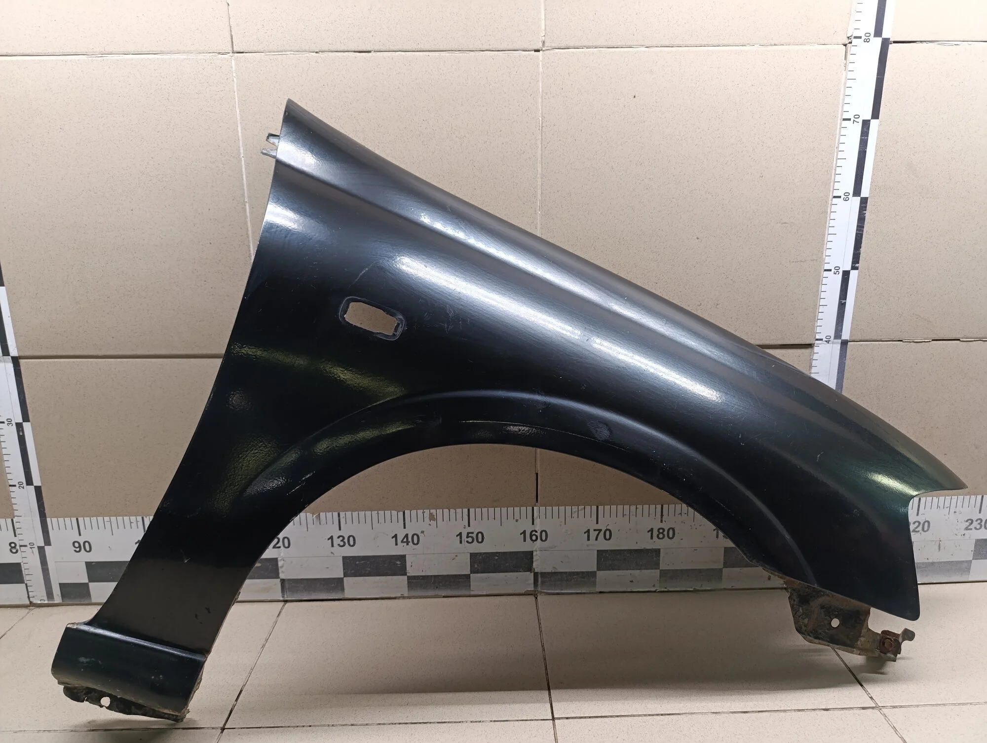 Крыло переднее правое Almera Classic (B10) 2006-2013