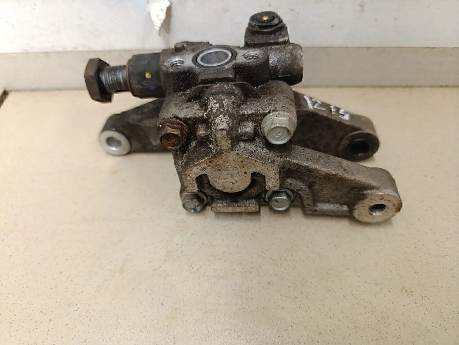 Насос гидроусилителя Solaris 2010-2017