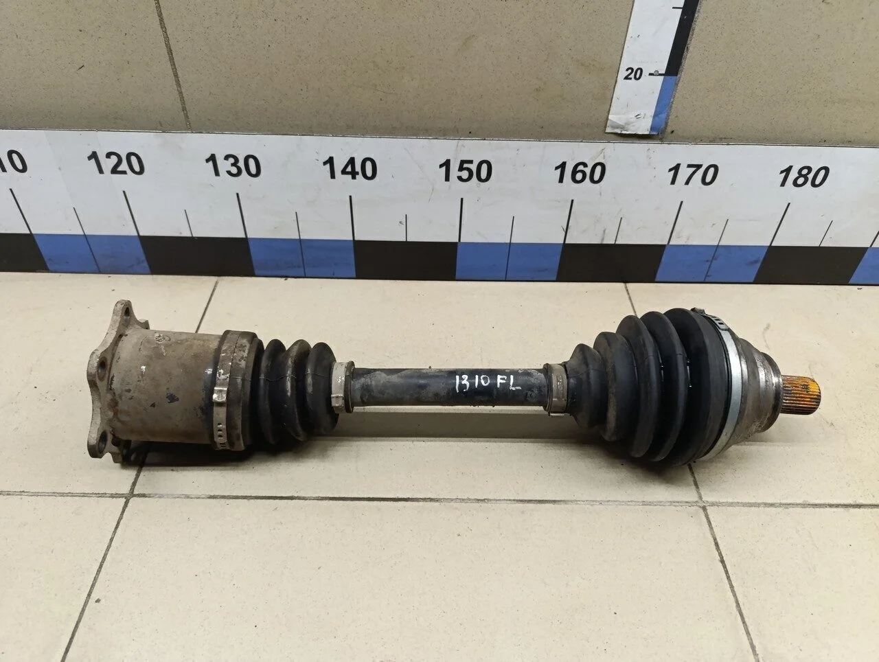 Полуось передняя левая Passat [B6] 2005-2010