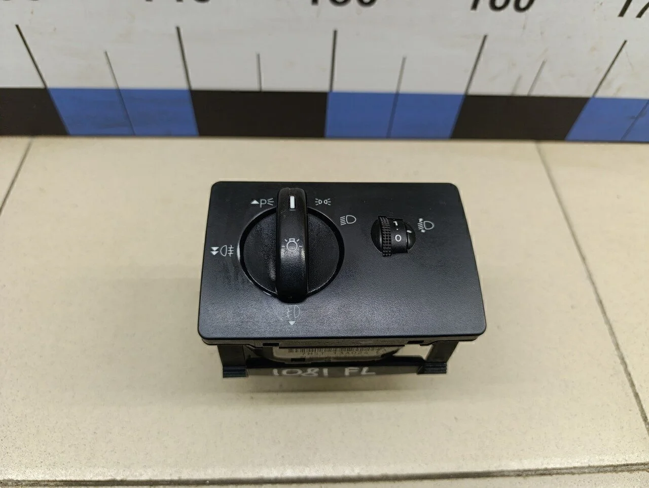 Переключатель света фар Focus II 2005-2008