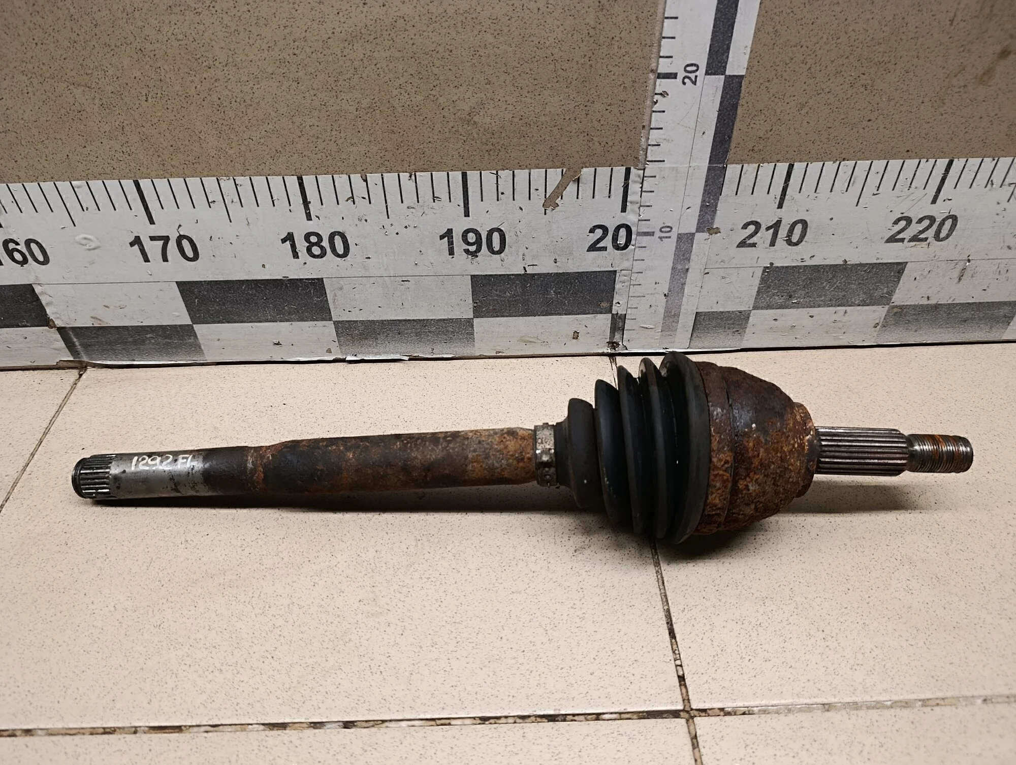 Полуось передняя левая Transit/Tourneo Connect 2002-2013