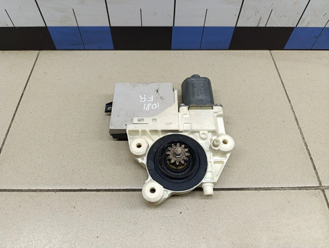 Моторчик стеклоподъемника Focus II 2005-2008