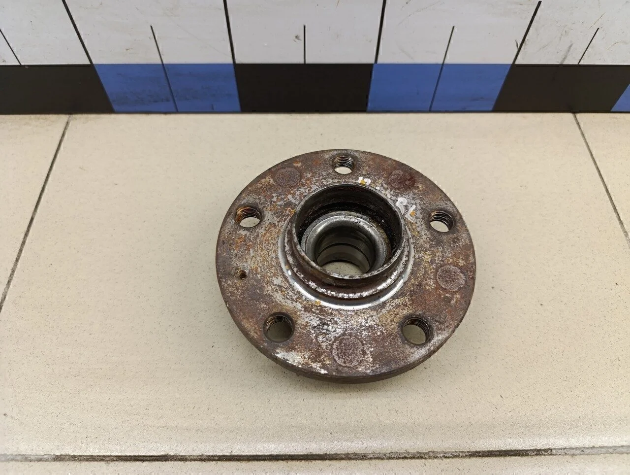 Ступица задняя Passat [B6] 2005-2010