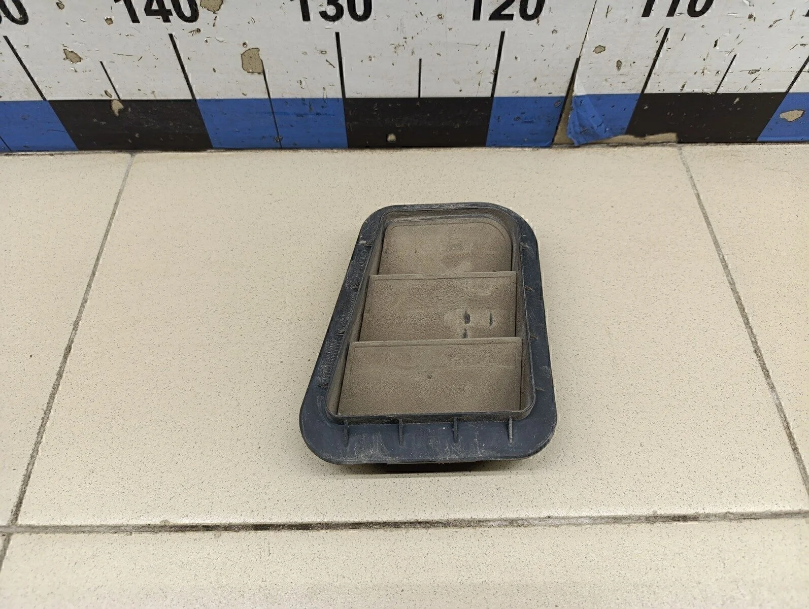 Решетка вентиляционная Solaris 2010-2017