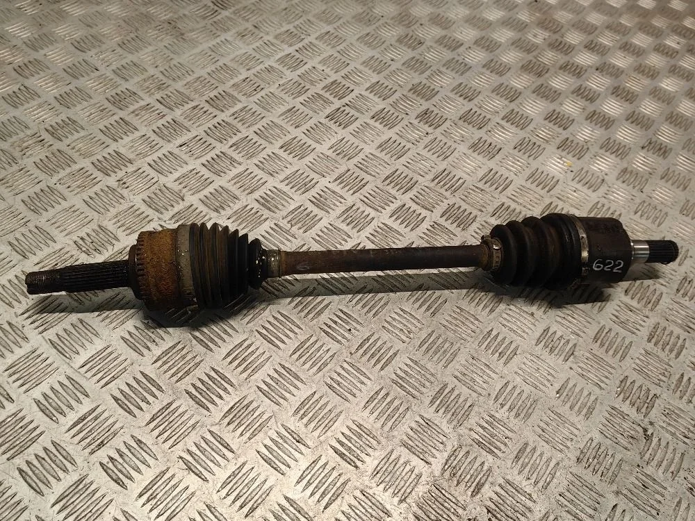 Привод передний левый Hyundai Solaris I