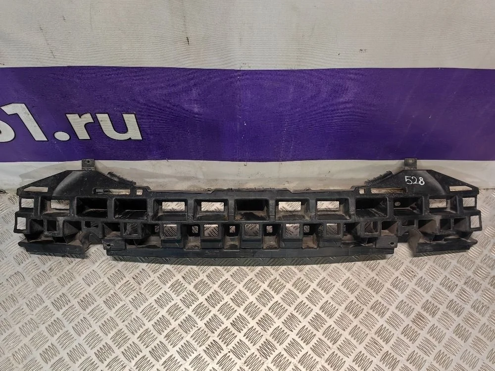 Наполнитель переднего бампера Hyundai Solaris I