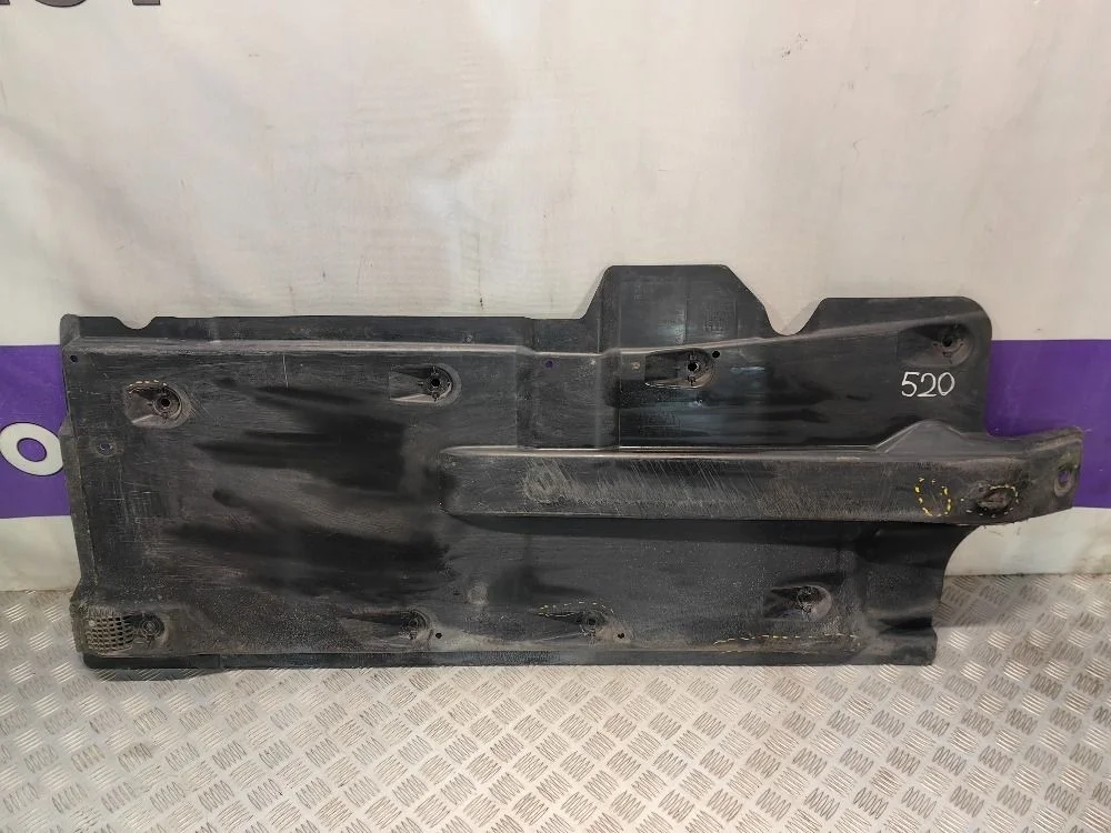 Защита днища кузова левая Volkswagen Polo 5