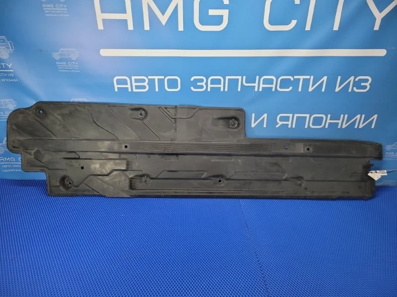 Защита днища кузова Mercedes-Benz C-Class 2010 A2046100108 W204 М271820, левая