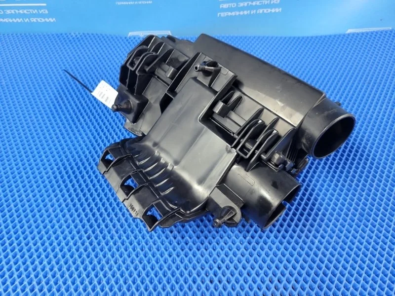 Корпус воздушного фильтра Mercedes-Benz C-Class 2010 A2710901601 W204 М271820