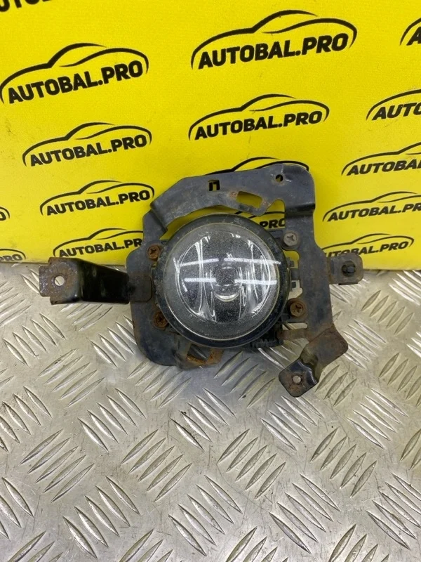 Фара противотуманная левая Mitsubishi L200 (2006-2015) 2006 MN142091 ПИКАП 2.5 D 4D56