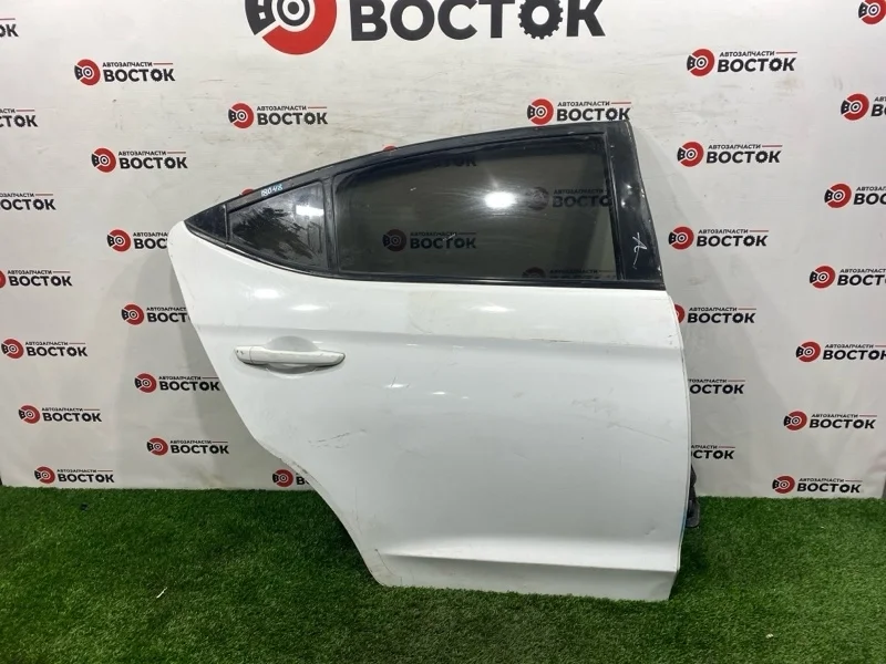 Дверь Hyundai Elantra 2015-2020 77004F2000 AD, задняя правая