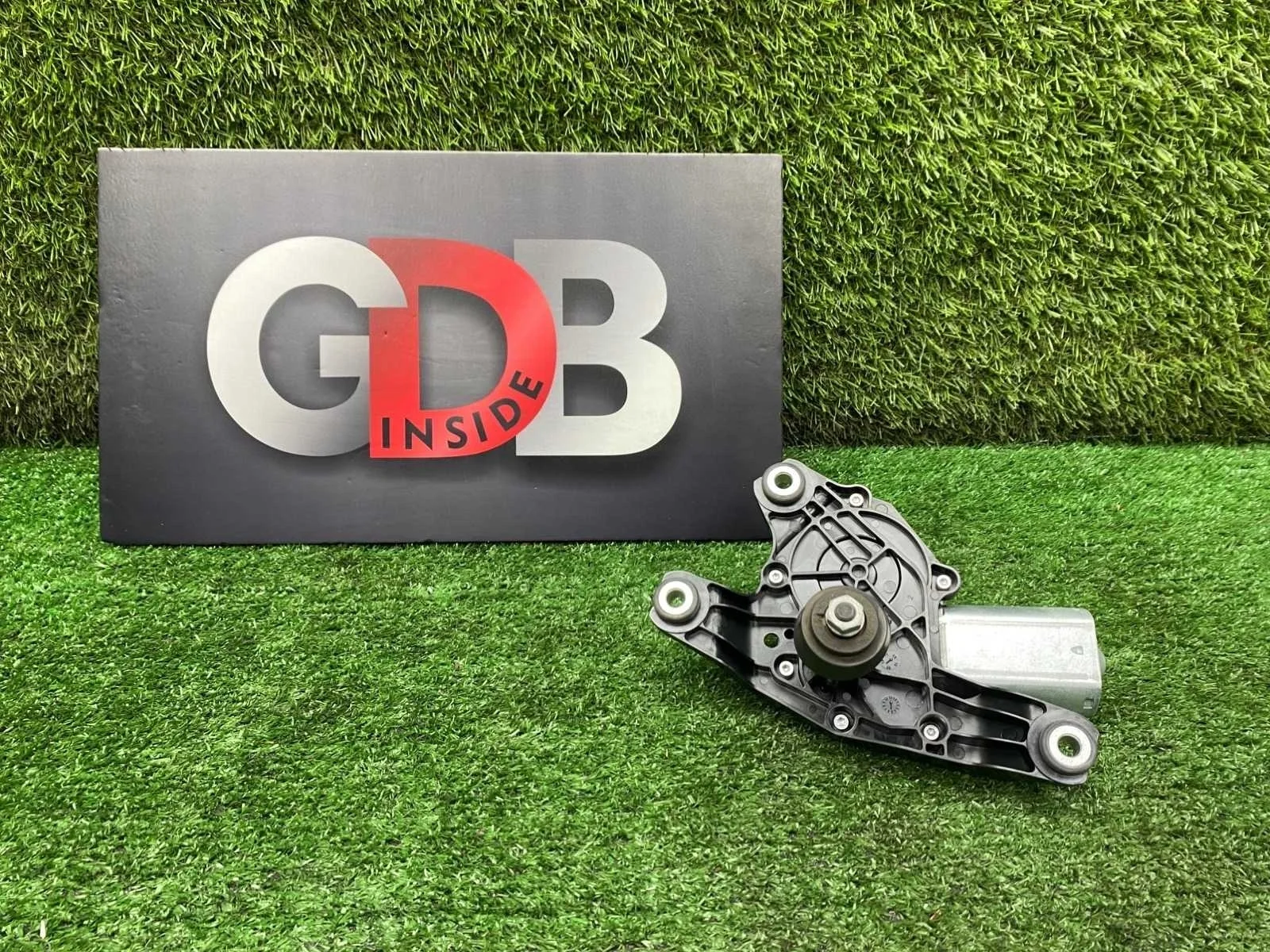 Мотор дворников BMW X1 19.12.2012 67632990856 E84 N20B20A, задний