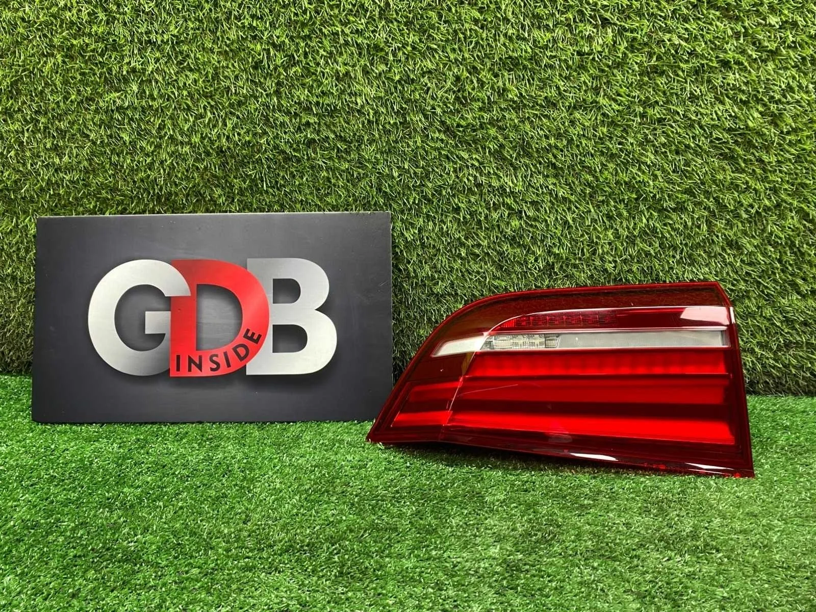 Фонарь внутренний BMW X5 22.10.2013 63217470887 F15 N57D30A, задний левый