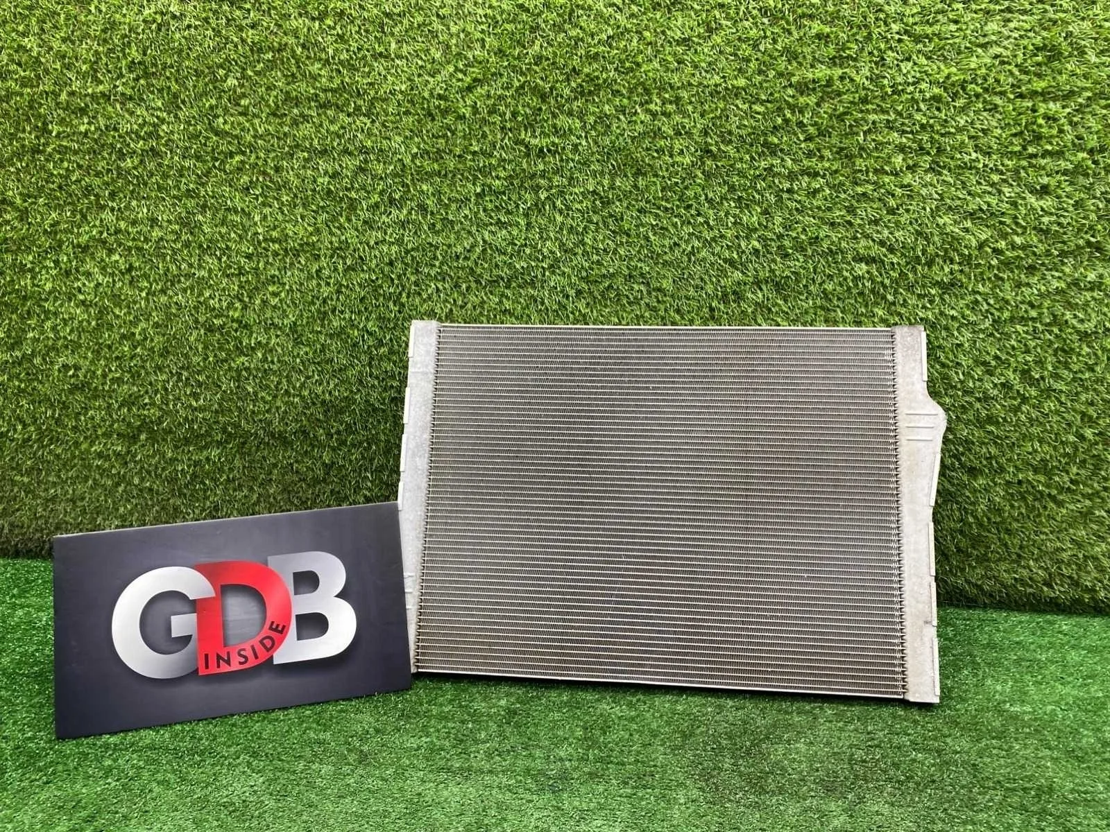 Радиатор ДВС Bmw X5 22.10.2013 17117807624 F15 N57D30A