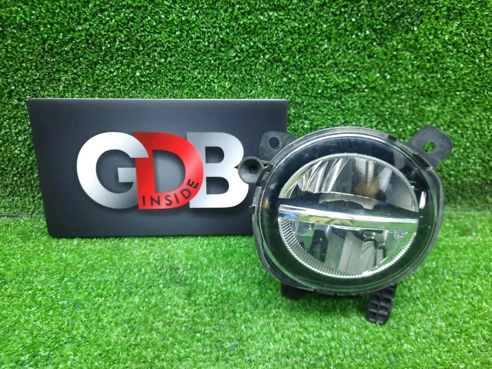 Фара противотуманная BMW 3 series 12.12.2017 63177315559 F30 B48B20A, передняя левая