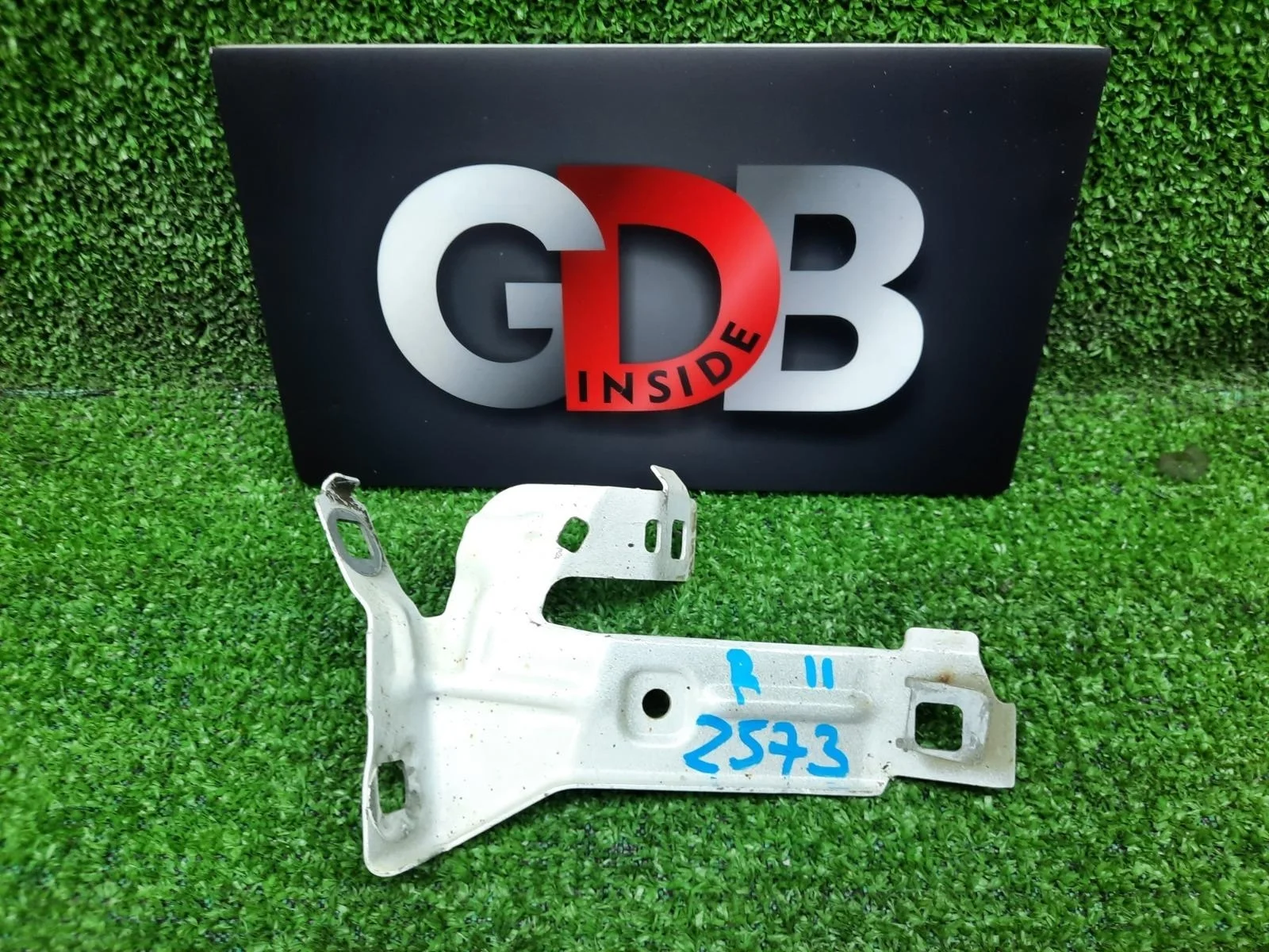 Кронштейн крыла BMW 3 series 12.12.2017 41357298038 F30 B48B20A, передний левый