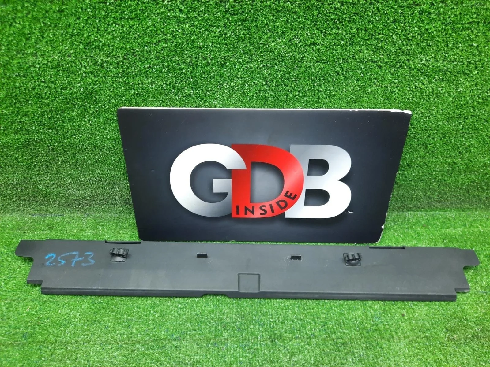 Рамка радиатора BMW 3 series 12.12.2017 17118625432 F30 B48B20A, передняя