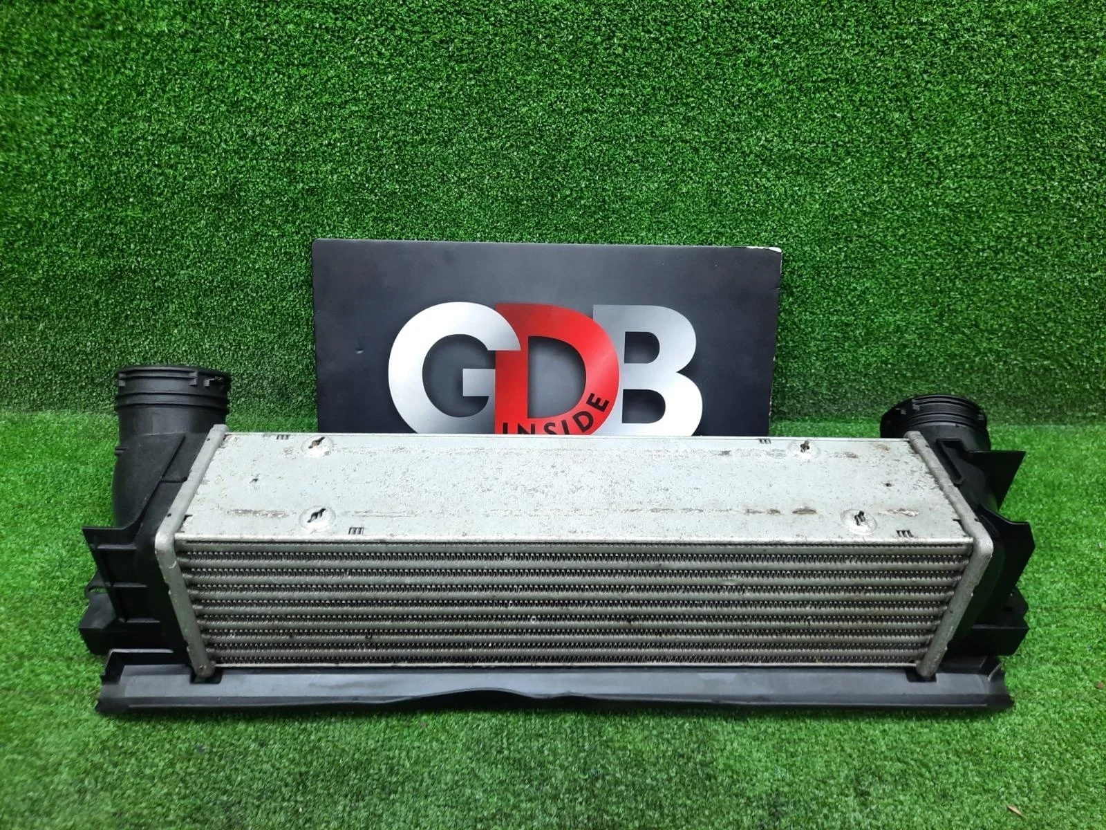 Интеркулер BMW X1 09.10.2014 17517624146 E84 N20B20A