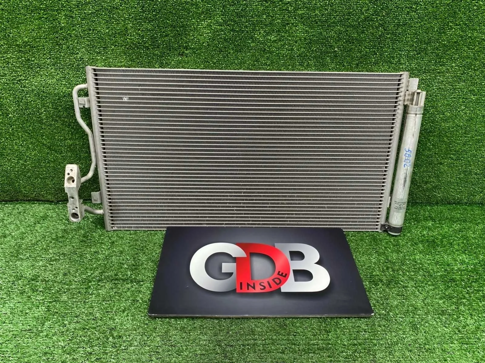 Радиатор кондиционера BMW 1 series 22.06.2015 64506804722 F20 N13B16A