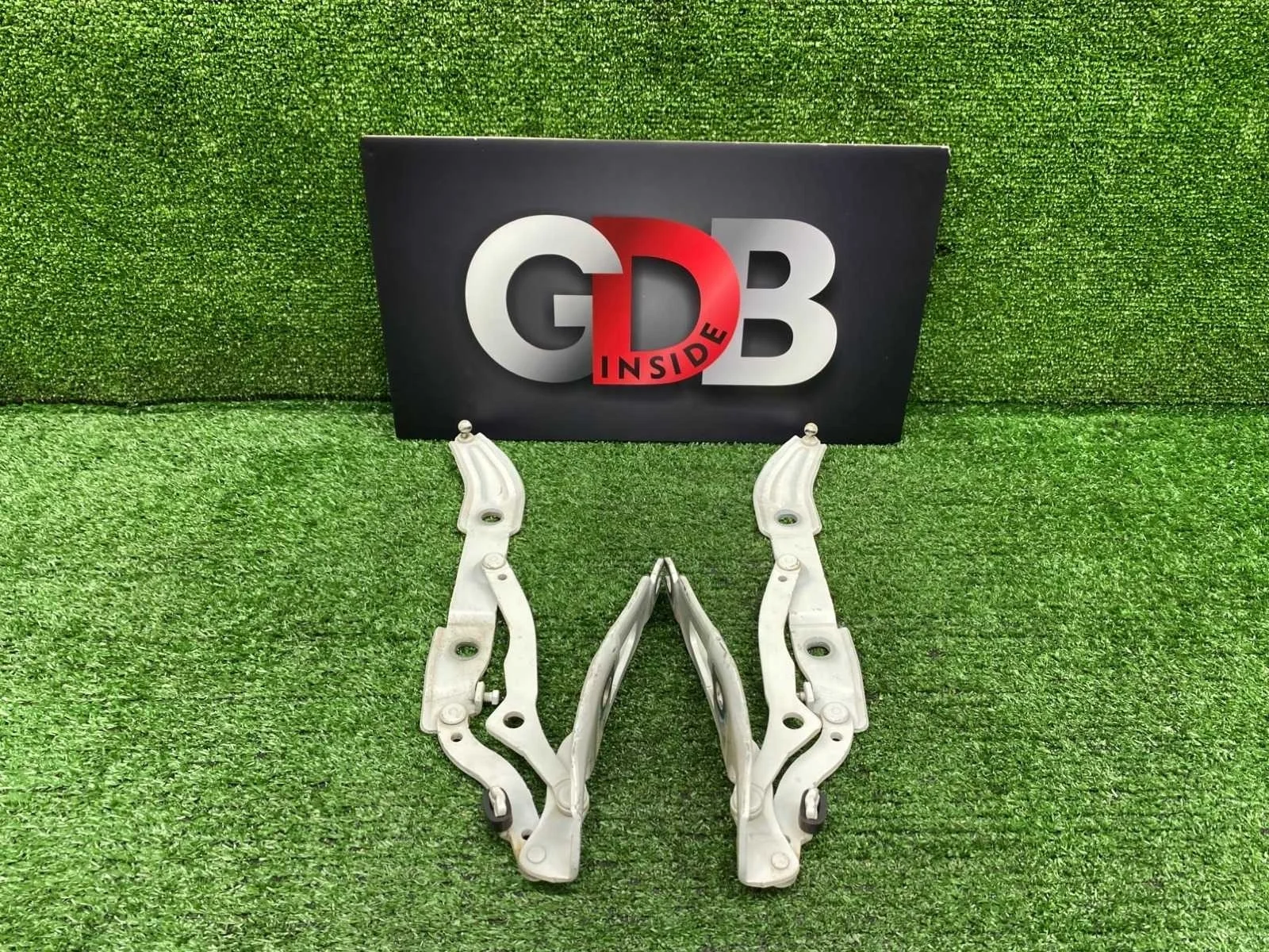 Петли багажника BMW 3 series 04.11.2009 41627210675 E90 N46B20B, задние