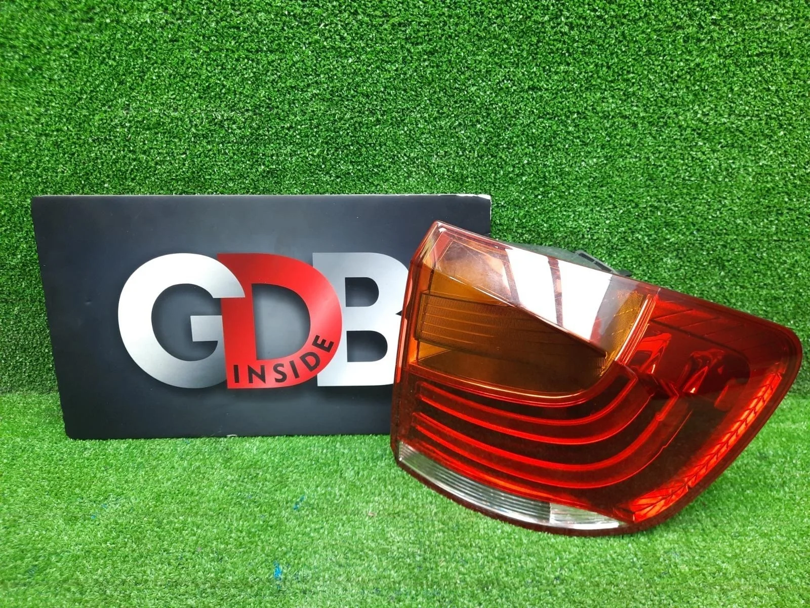 Фонарь внешний BMW X1 09.10.2014 63212990110 E84 N20B20A, задний правый