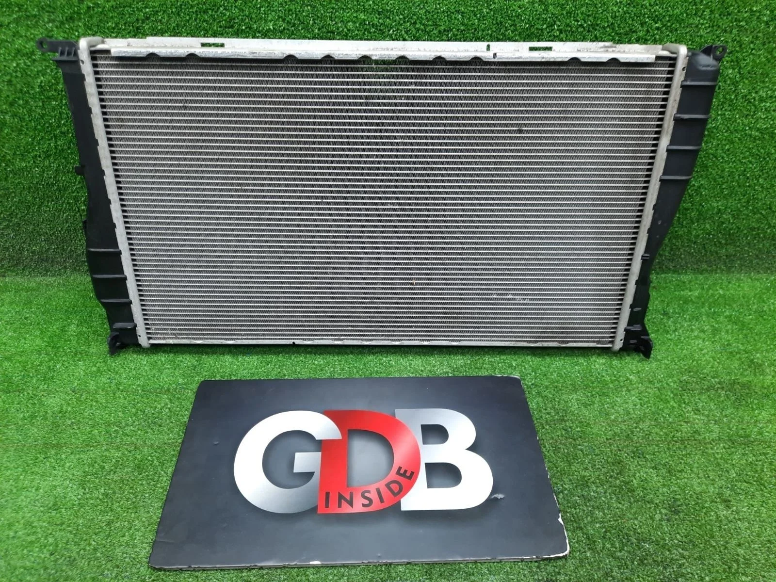 Радиатор ДВС BMW X1 09.10.2014 17117547059 E84 N20B20A