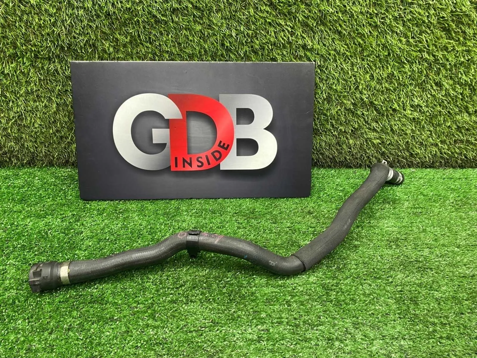 Патрубок системы охлаждения BMW 3 series 07.03.2008 64216951946 E92 N46B20B