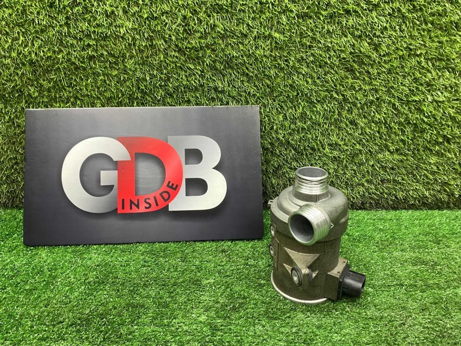 Насос охлаждающей жидкости BMW X1 19.12.2012 11518635089 E84 N20B20A