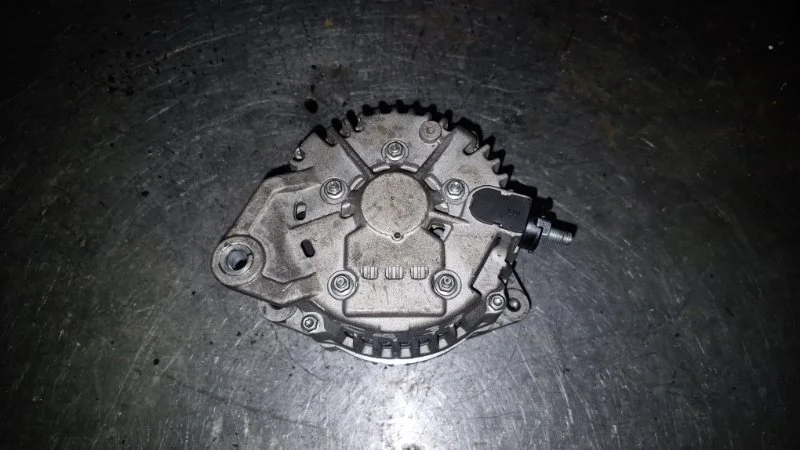 Генератор Nissan Maxima 2005 CA33