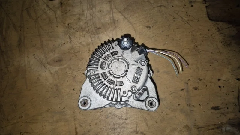 Генератор Nissan Qashqai 2012 J10