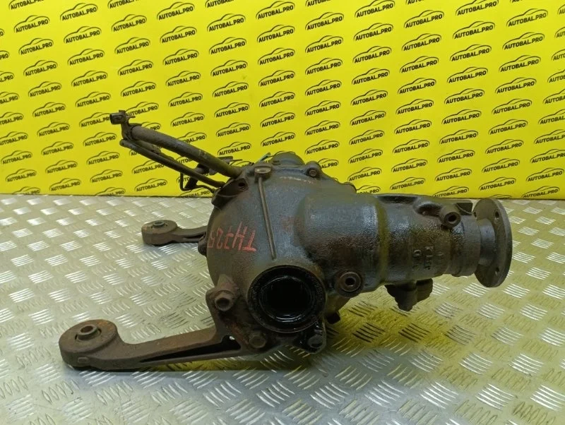 Редуктор переднего моста Toyota Hilux (2005-2015) 2013 411100K291 ПИКАП 2.5 D 2KDFTV