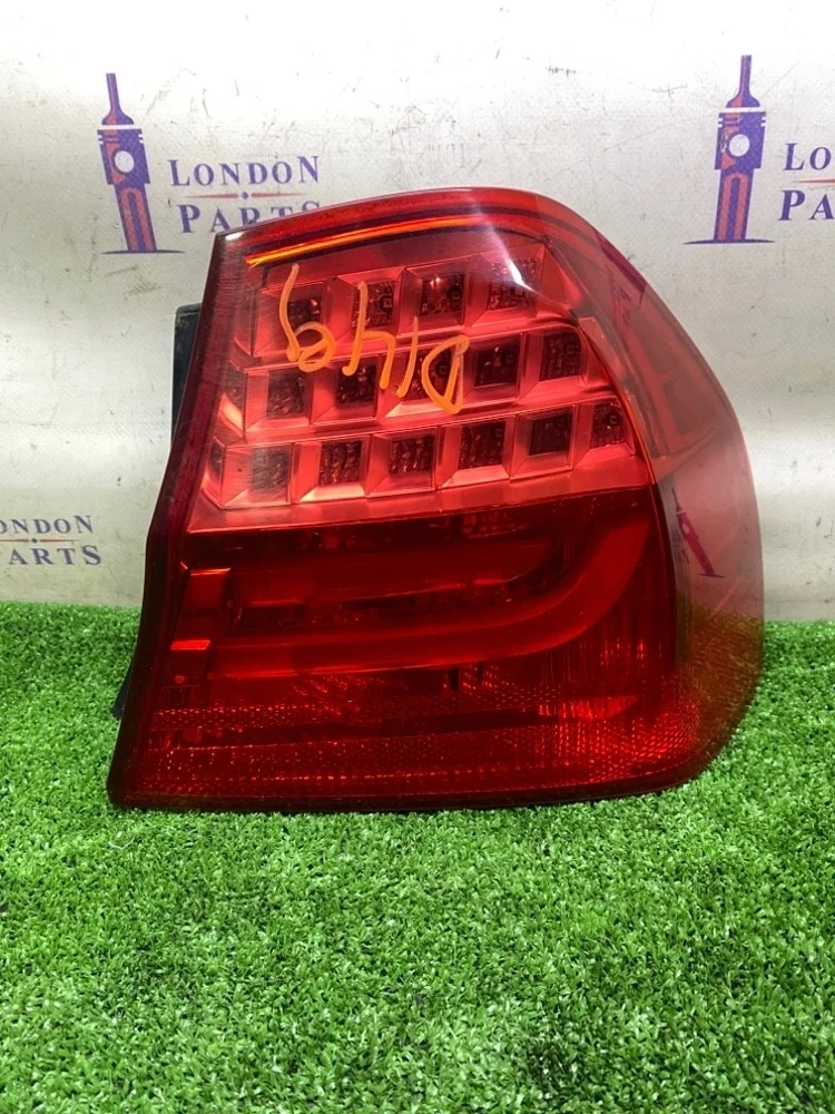 Задний фонарь BMW E90