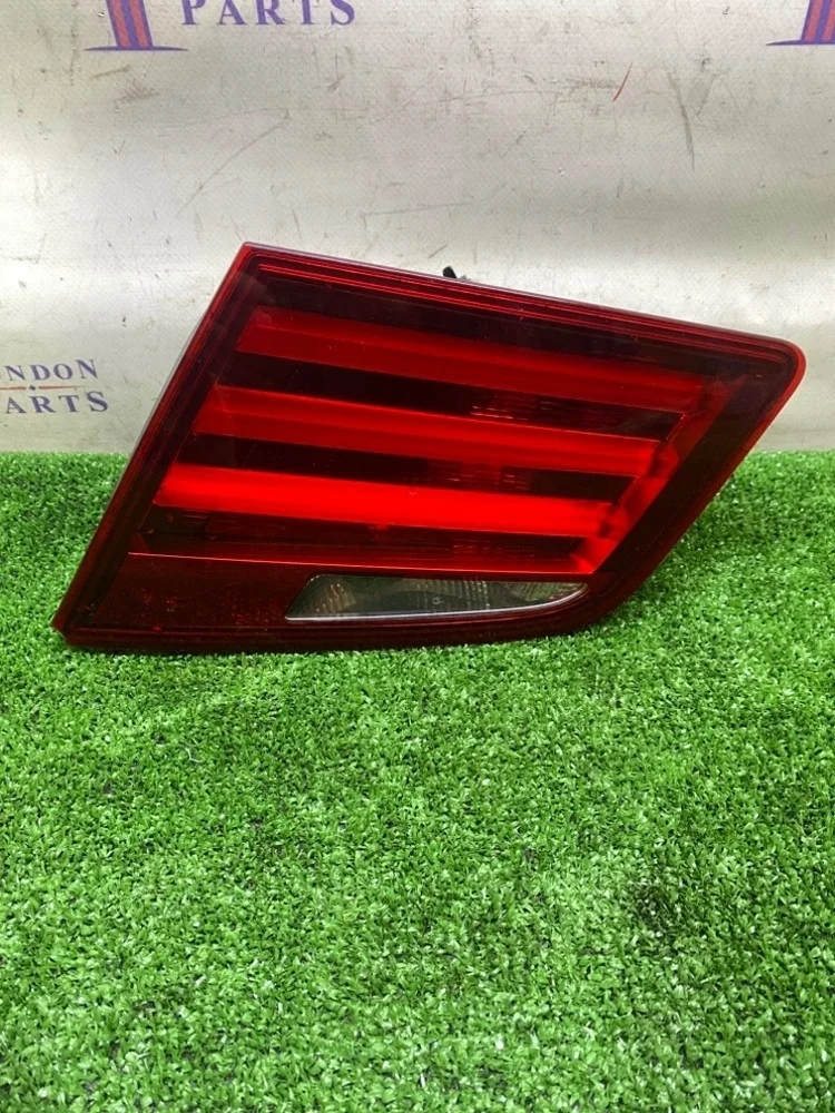 Фонарь в крышку багажника BMW F10