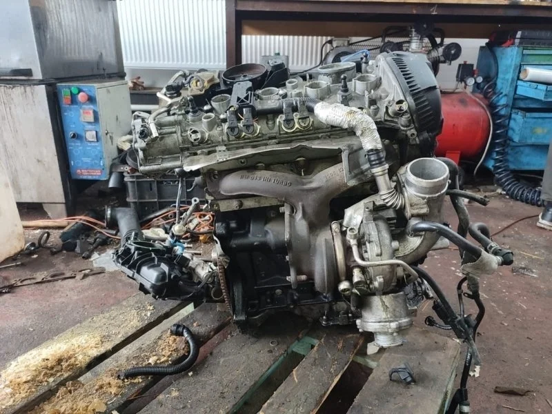 Двигатель Audi 2.0